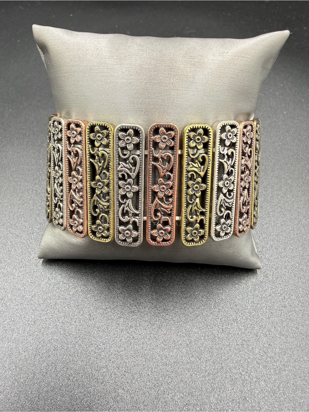 Tri-Tone Floral Panel Stretch Bracelet - Women Jewelry